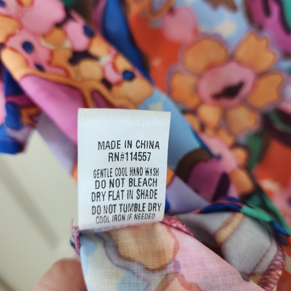 THML Colorful Floral Top - Picture 7 of 7